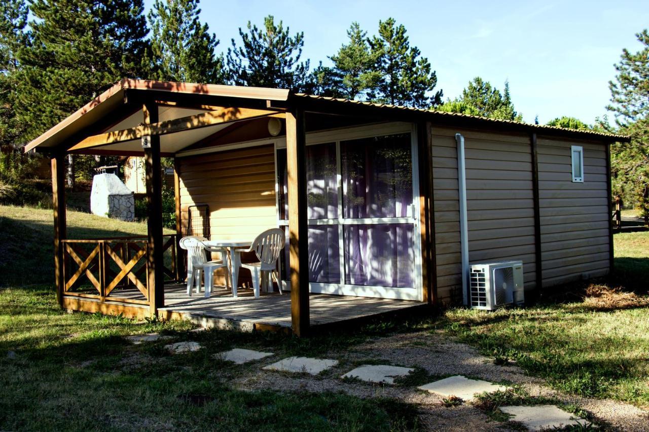 Camping Municipal La Sapinette Quillan Extérieur photo